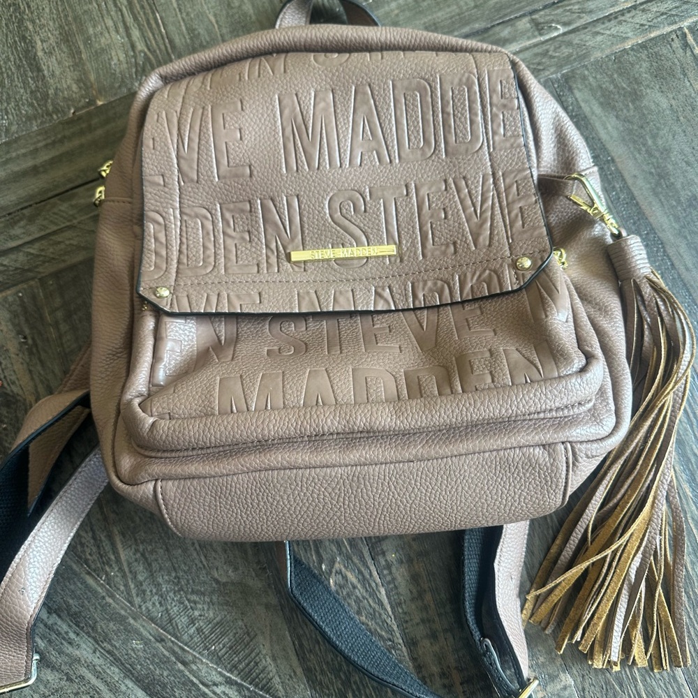 Steve Madden Tan Backpack - Picture 2 of 8